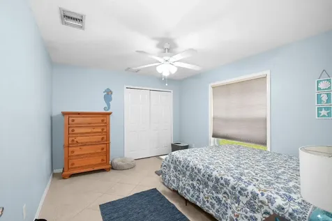 9873 Orange Avenue Fort Pierce FL 34945