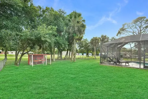 9873 Orange Avenue Fort Pierce FL 34945