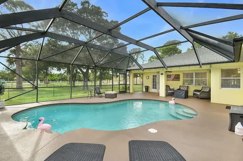 9873 Orange Avenue Fort Pierce FL 34945