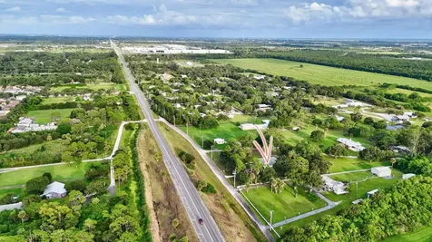9873 Orange Avenue Fort Pierce FL 34945