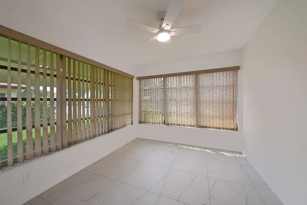 5220 Nesting Way Delray Beach FL 33484