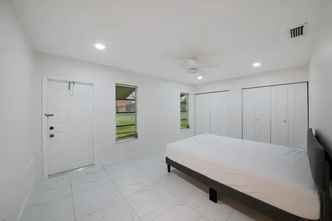 5220 Nesting Way Delray Beach FL 33484