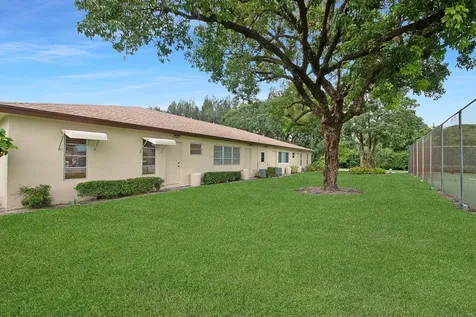 5220 Nesting Way Delray Beach FL 33484