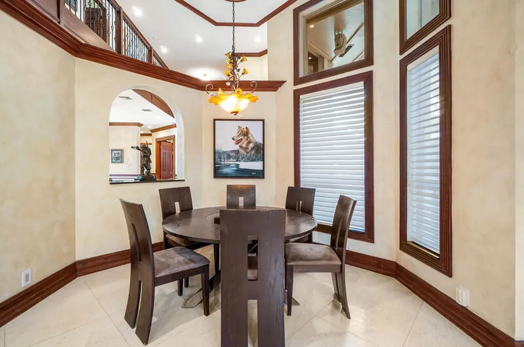 12 Martinique Cove Palm Beach Gardens FL 33418