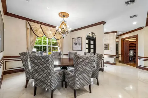 12 Martinique Cove Palm Beach Gardens FL 33418