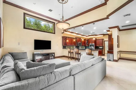 12 Martinique Cove Palm Beach Gardens FL 33418