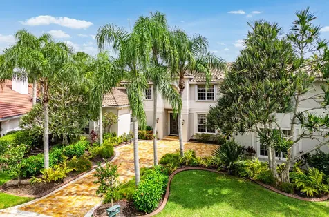 12 Martinique Cove Palm Beach Gardens FL 33418