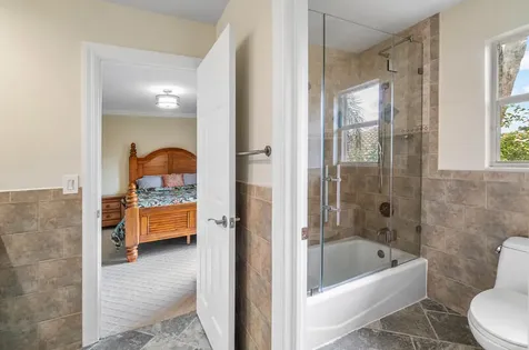 12 Martinique Cove Palm Beach Gardens FL 33418