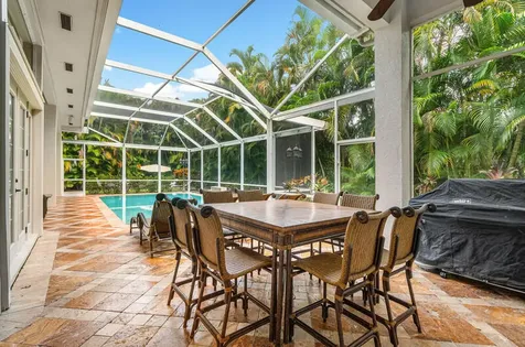12 Martinique Cove Palm Beach Gardens FL 33418