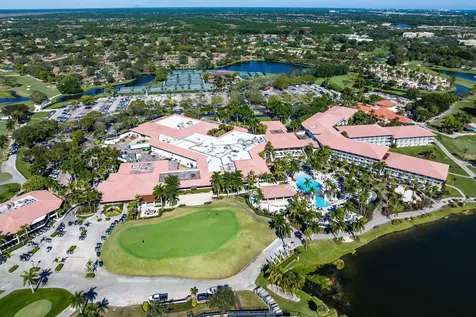 12 Martinique Cove Palm Beach Gardens FL 33418