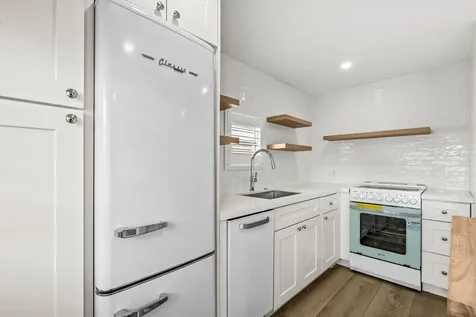 20 Juniper Drive Briny Breezes FL 33435