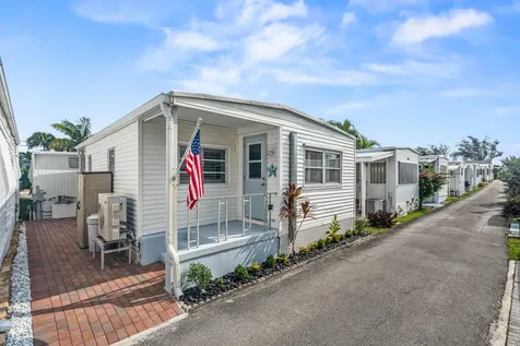 20 Juniper Drive Briny Breezes FL 33435