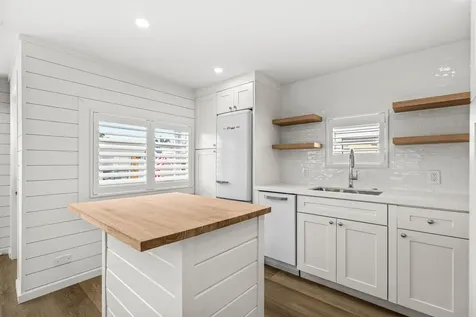 20 Juniper Drive Briny Breezes FL 33435