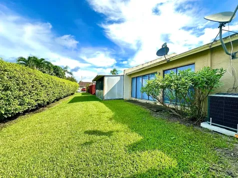 10128 Boca Bend E Boca Raton FL 33428
