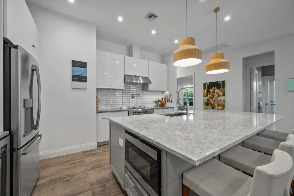 2940 Twin Oaks Way Wellington FL 33414