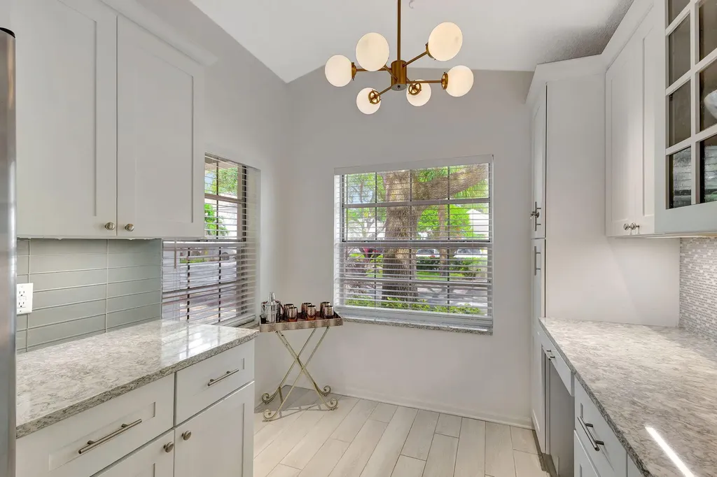 15 Admirals Court Palm Beach Gardens FL 33418