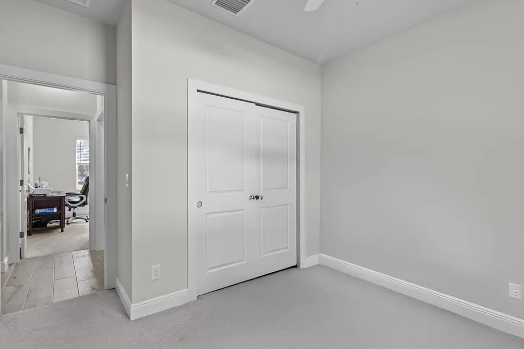 1825 SW Effland Avenue Port St Lucie FL 34953
