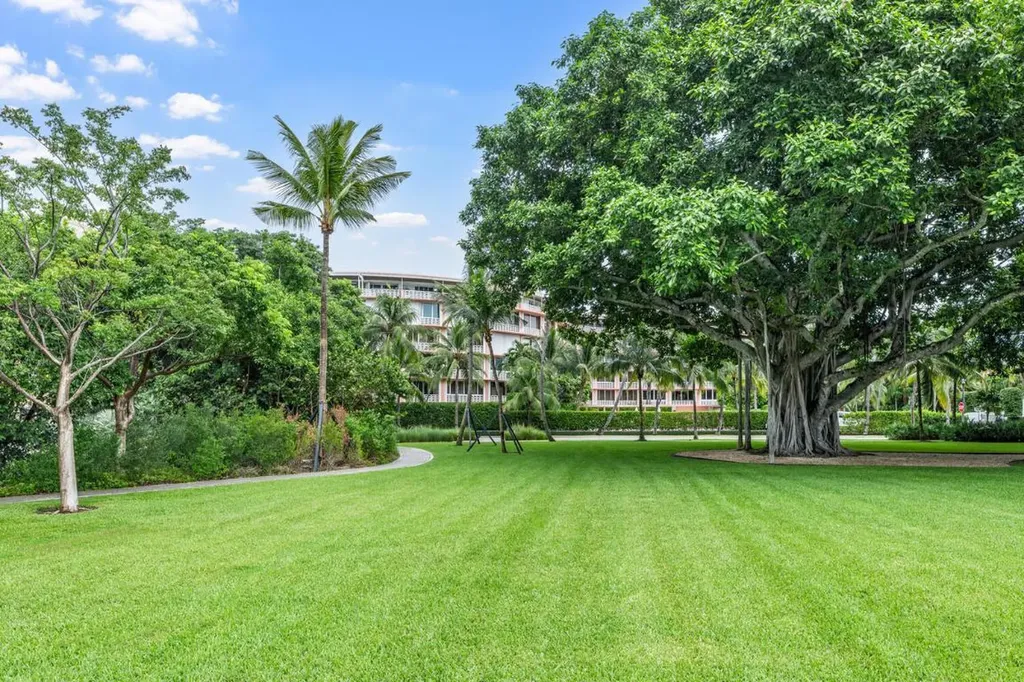 315 S Lake Drive Palm Beach FL 33480