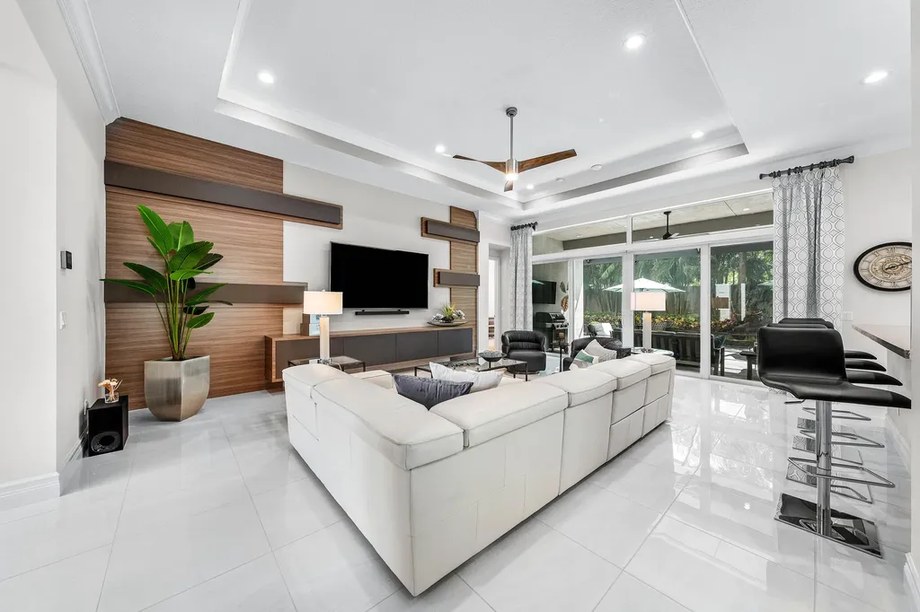 8282 Pyramid Peak Lane Boynton Beach FL 33473