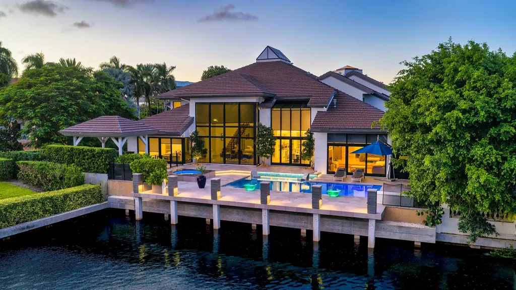 Boca Raton FL, 4698 Sanctuary Lane