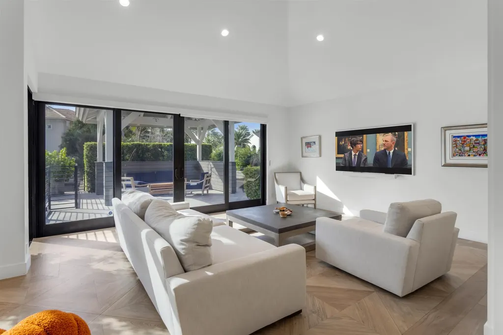 4698 Sanctuary Lane Boca Raton FL 33431