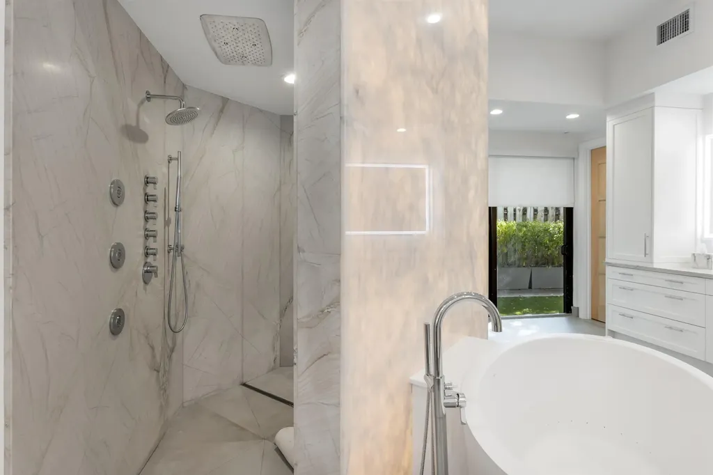 4698 Sanctuary Lane Boca Raton FL 33431
