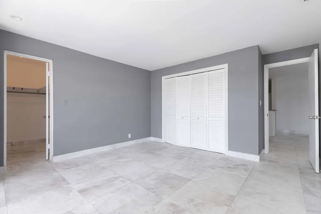 2420 SE 17th Street Fort Lauderdale FL 33316