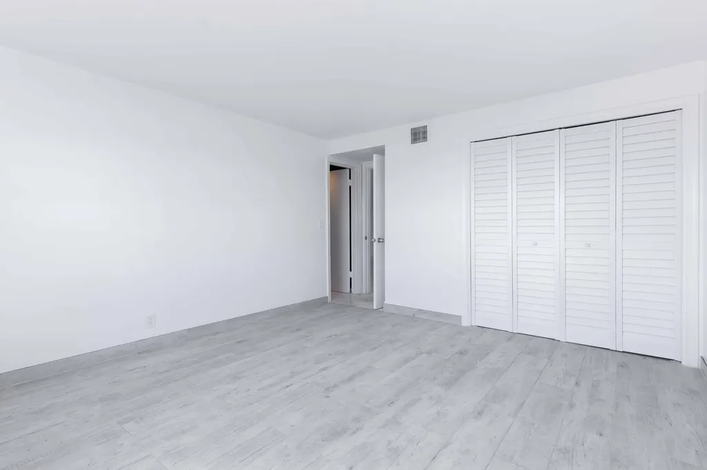 2420 SE 17th Street Fort Lauderdale FL 33316