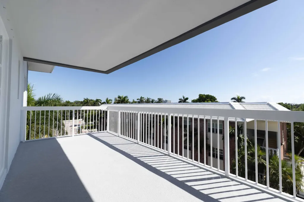 2420 SE 17th Street Fort Lauderdale FL 33316