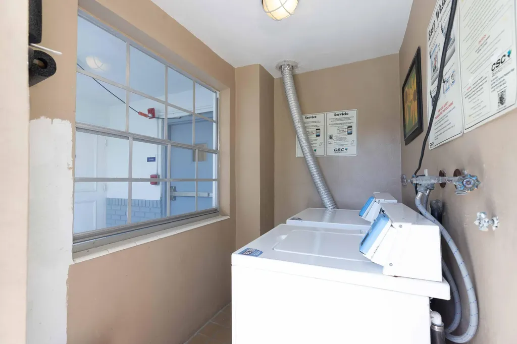 2420 SE 17th Street Fort Lauderdale FL 33316
