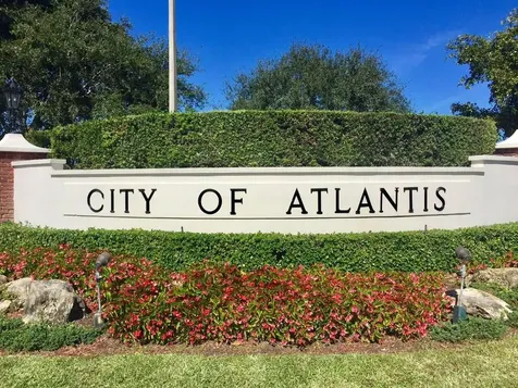 248 Palm Circle Atlantis FL 33462