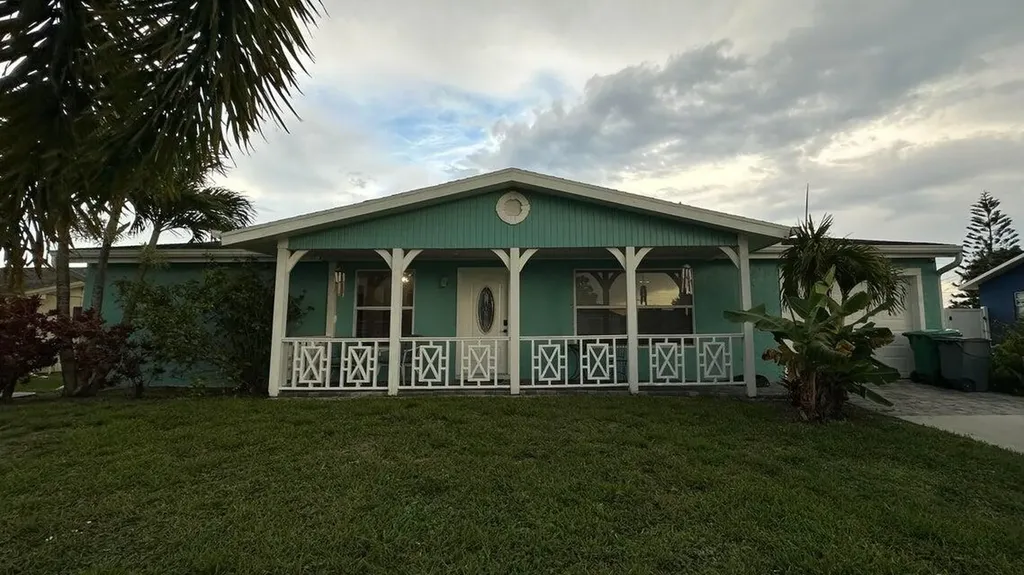 717 SW Curry Street Port St Lucie FL 34983
