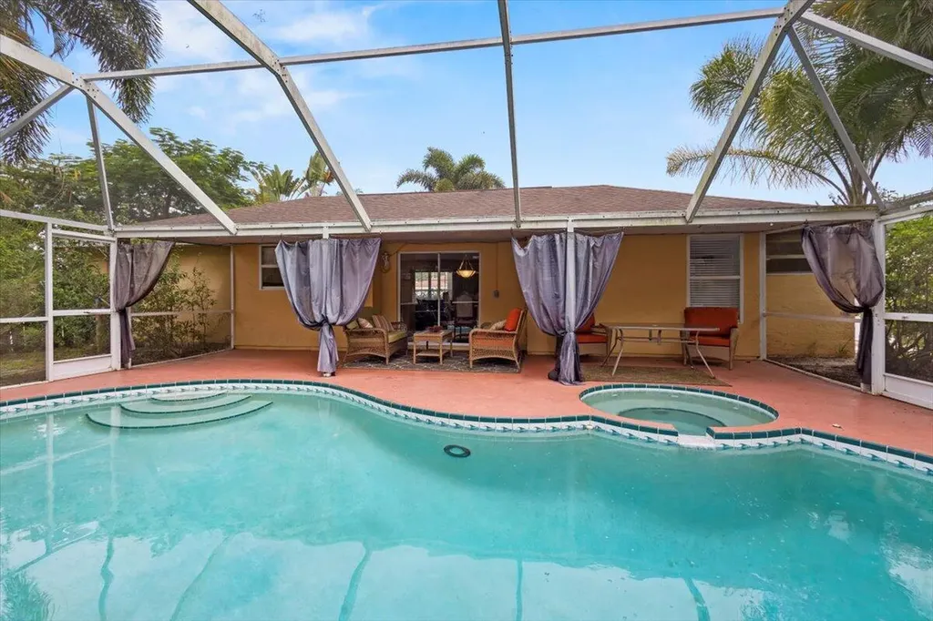 1772 SW Advana Street Port St Lucie FL 34953