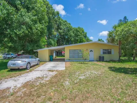 8605 Salerno Road Fort Pierce FL 34951
