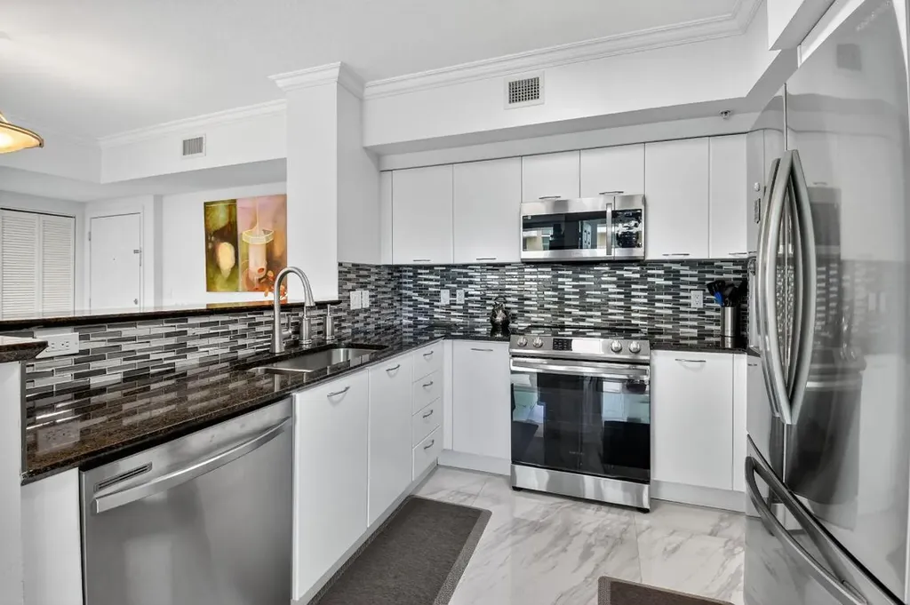 625 Casa Loma Boulevard Boynton Beach FL 33435