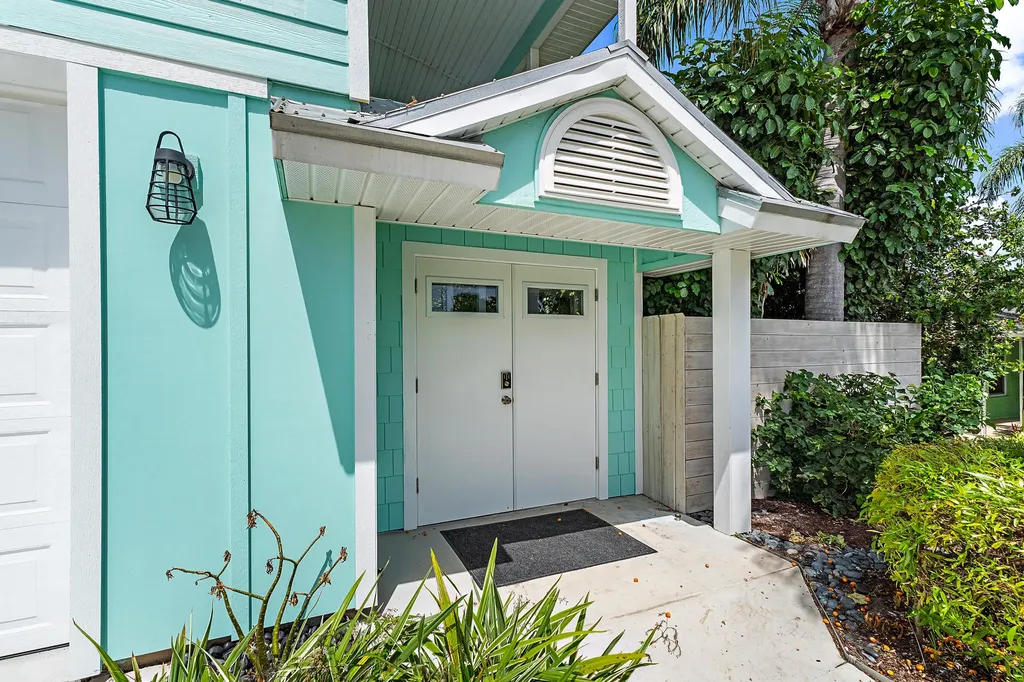 3463 Canal Court Jupiter FL 33469