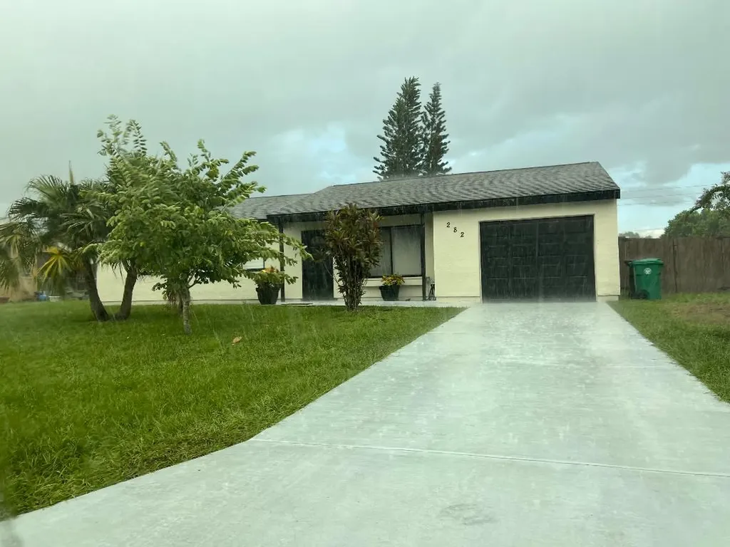 282 SW Bridgeport Drive Port St Lucie FL 34953