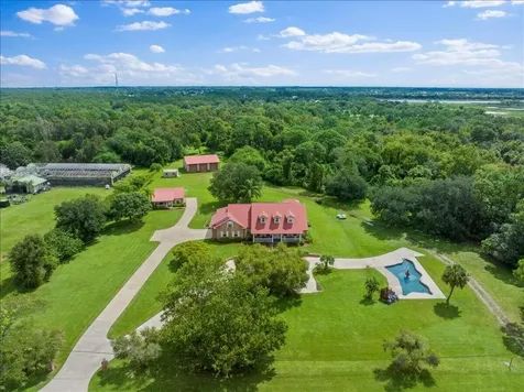 930 90TH Avenue Vero Beach FL 32966