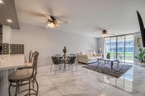 896 N Federal Highway Lantana FL 33462
