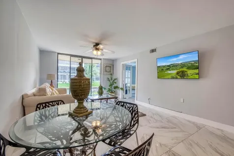 896 N Federal Highway Lantana FL 33462