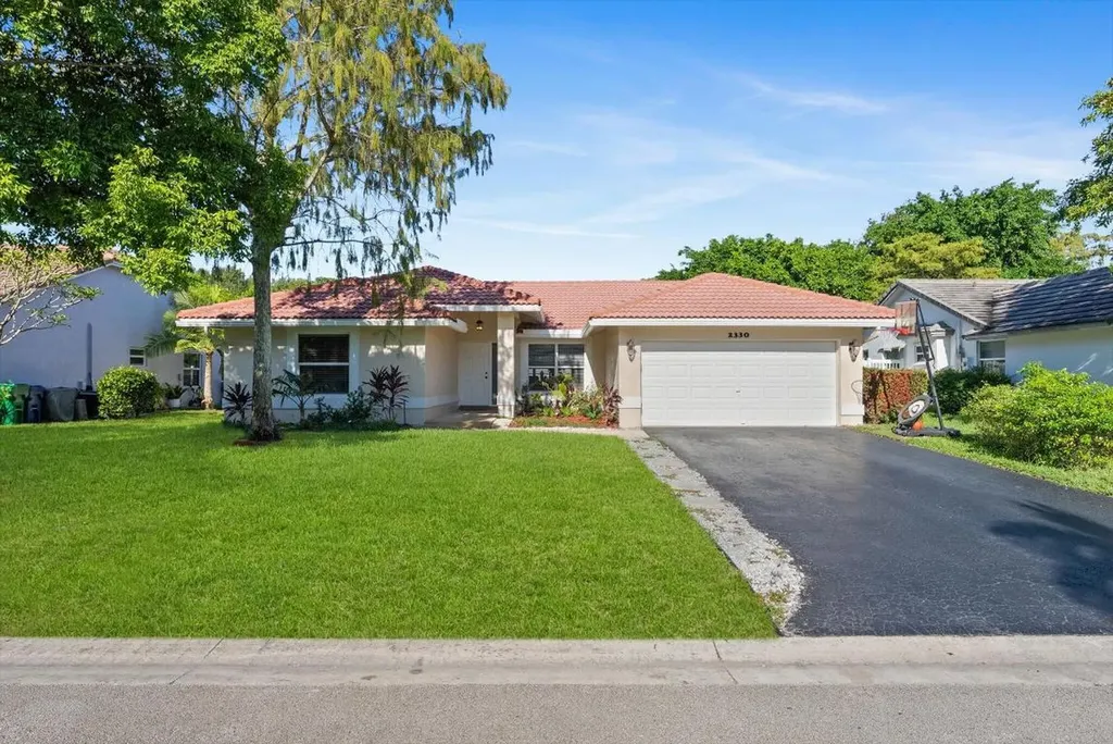 2330 NW 95th Terrace Coral Springs FL 33065