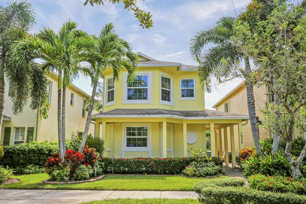1922 SE Niceville Drive Port St Lucie FL 34952
