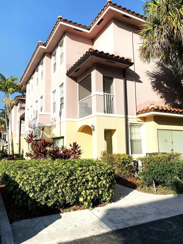 6354 W Sample Road Coral Springs FL 33067