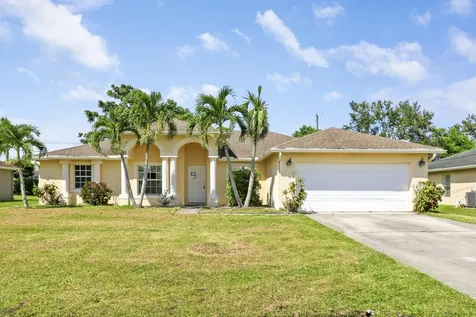 1253 SW San Esteban Avenue Port St Lucie FL 34953