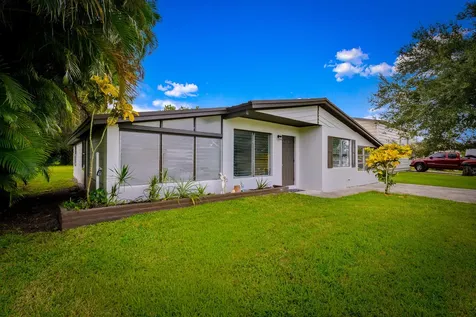 2904 SE Bamboo Street Stuart FL 34997