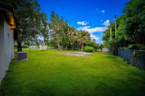 2904 SE Bamboo Street Stuart FL 34997