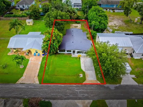 2904 SE Bamboo Street Stuart FL 34997