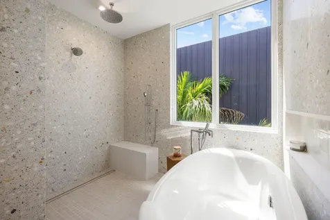 812 Palm Trail Delray Beach FL 33483