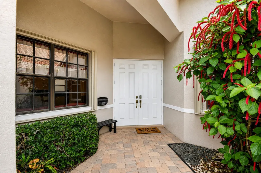 10091 Dover Carriage Lane Lake Worth FL 33449