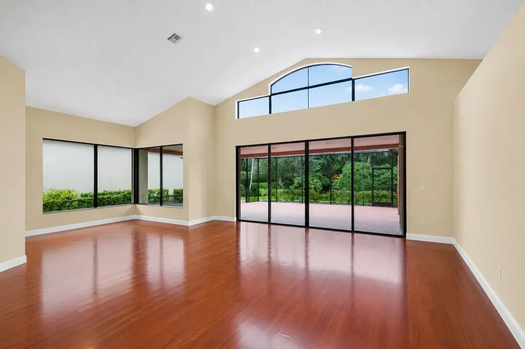 10091 Dover Carriage Lane Lake Worth FL 33449